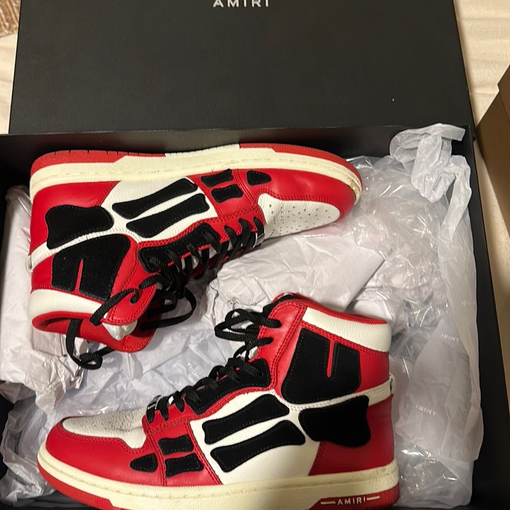 Amiri skel hi tops